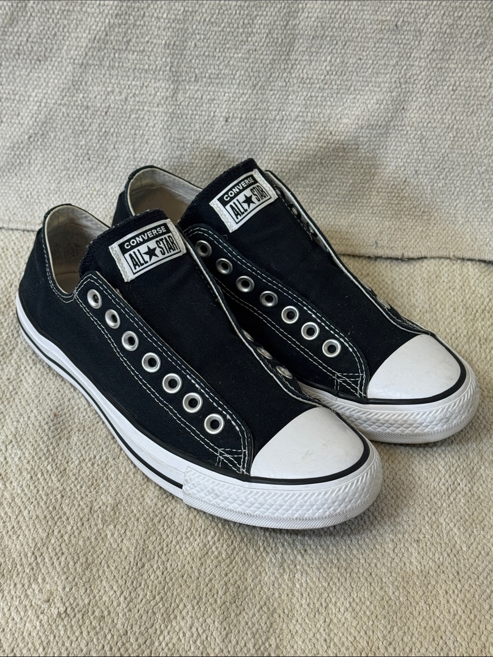 Converse men’s 7 1/2 - wm’s 9.5 - eur 41 Black Low Top Slip-On Canvas Sneakers - Picture 1 of 13